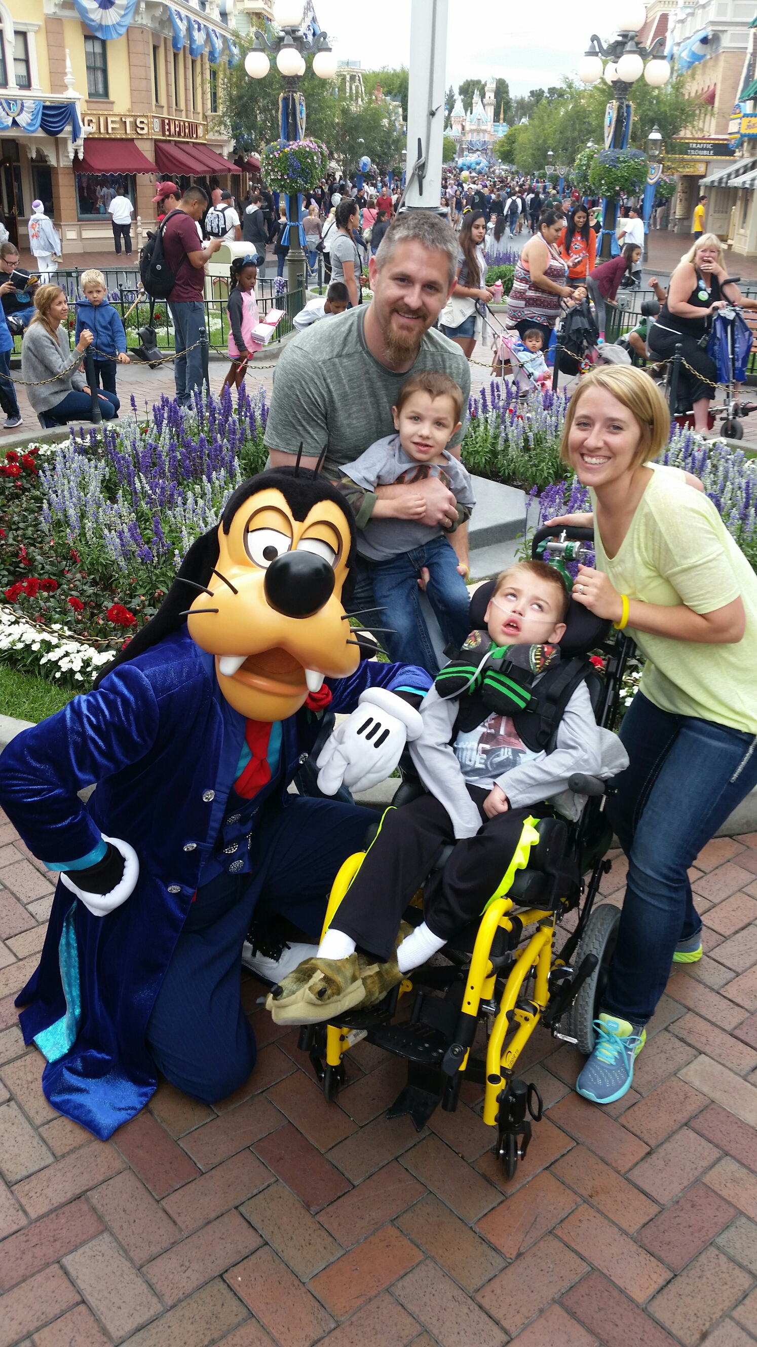 Disneyland photo for connect page